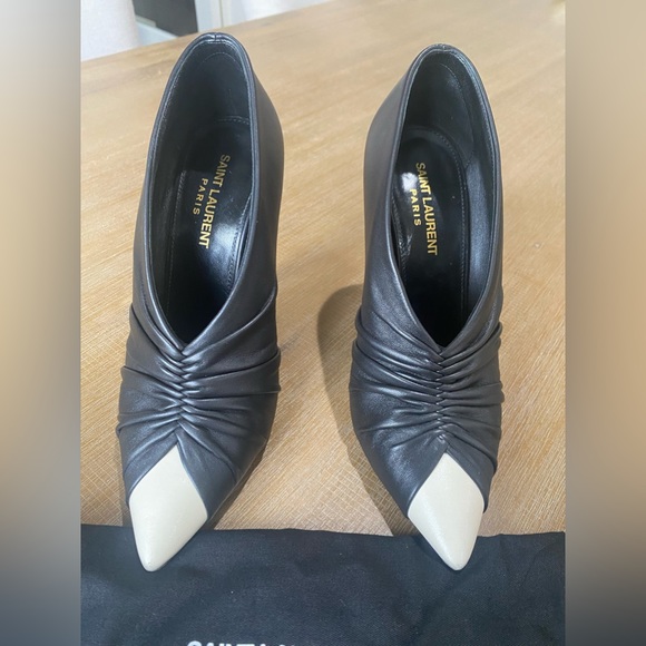 SAINT LAURENT
Vivi 100 leather pumps 
size: 37.5 - Picture 2 of 14